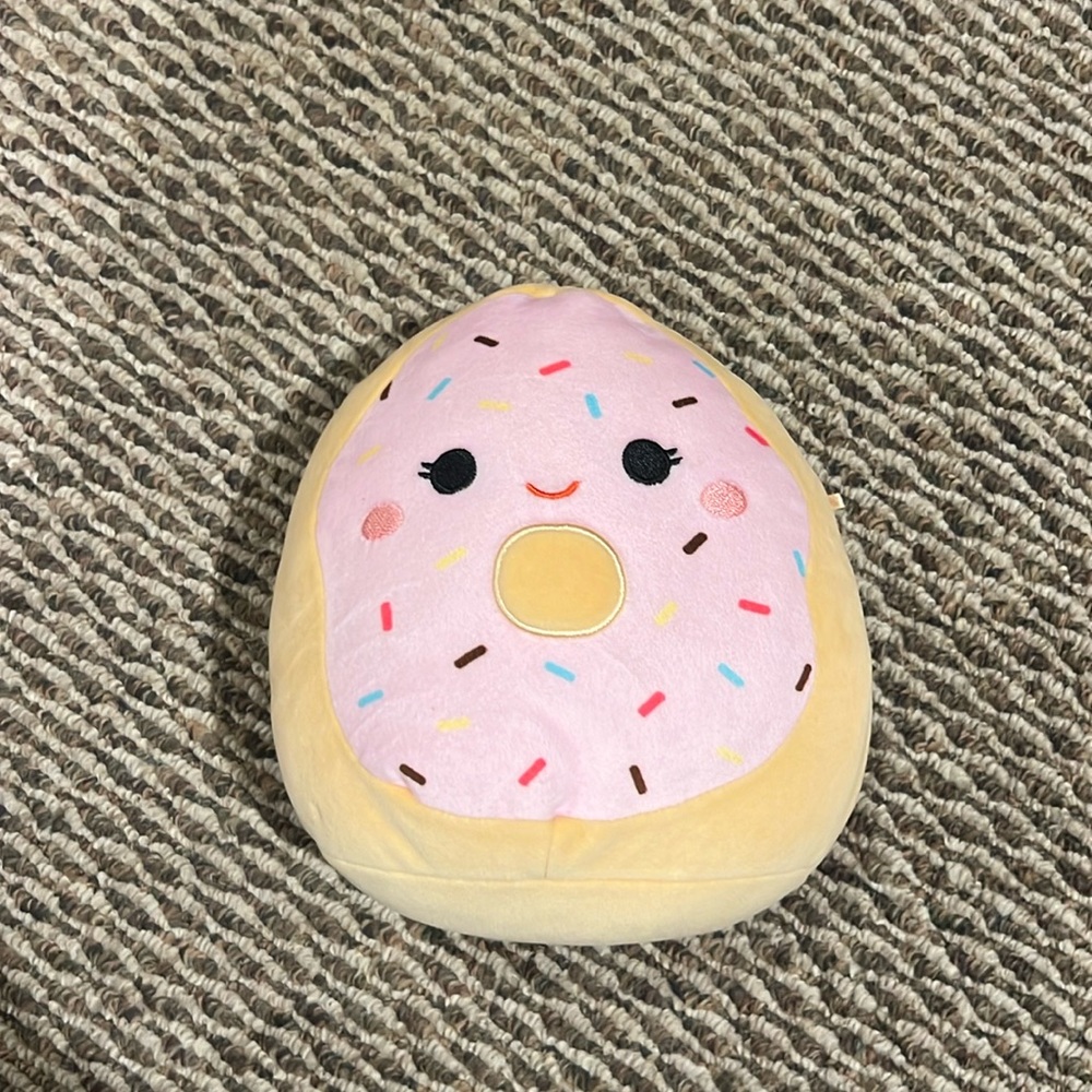 This is a small donut squish mellow